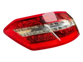 Mercedes-Benz E W212 Lampa tylna A2129060558