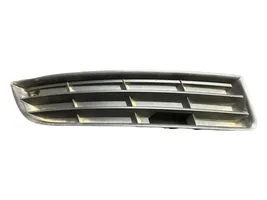 Volkswagen PASSAT B6 Grille inférieure de pare-chocs avant 3C0853666