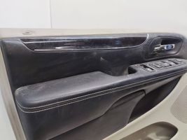 Chrysler Town & Country V Muu etuoven verhoiluelementti DPLF4310