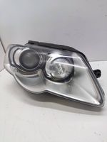 Volkswagen PASSAT B6 Faro/fanale 0889820019