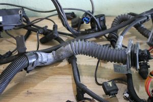 BMW 1 E81 E87 Fuel injector wires 7790593