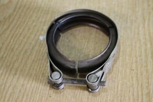 Volkswagen Touran I Muffler pipe connector clamp 1K0253725