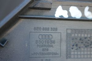 Audi A4 S4 B6 8E 8H Inne części wnętrza samochodu 8E0882328