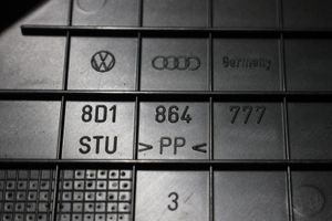 Audi A4 S4 B5 8D Padas/ atrama kojai 8D1864777