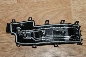 Mercedes-Benz C W203 Element lusterka bocznego drzwi przednich 413133440