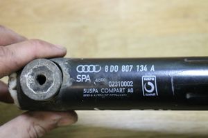 Audi A4 S4 B5 8D Odbój / Amortyzator zderzaka przedniego 8D0807134A