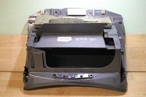 Volvo V70 Glove box 8650374