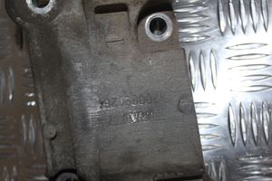 Renault Master III Soporte del alternador 8200881264