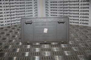 Mercedes-Benz Sprinter W906 Dangtelis saugiklių dėžės A9065450003