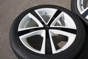 Toyota Land Cruiser (J200) R22 alloy rim 10JX22H2