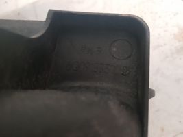 Volkswagen Polo IV 9N3 Support boîte de batterie 6Q0915331