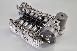 Volkswagen PASSAT B5 Transmission gearbox valve body Hydraulika 0DD 325 066 F 