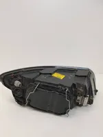 Volvo V50 Lampa przednia 30698885