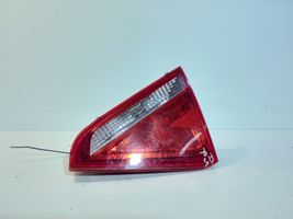 Audi A5 8T 8F Lampy tylnej klapy bagażnika 8T0945094