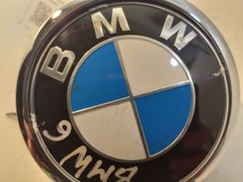 BMW 6 F06 Gran coupe Atidarymo rankenėlė galinio dangčio (išorinė) 7273659