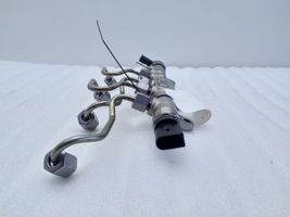 BMW 2 F45 Kraftstoffverteiler Einspritzleiste Verteilerrohr 851415402