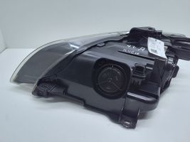 Audi Q7 4L Lampa przednia 4L0941004K