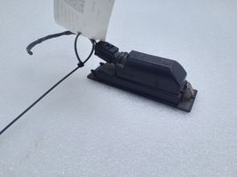 BMW Z4 E85 E86 Lampa oświetlenia tylnej tablicy rejestracyjnej 7165735