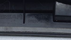 Nissan Pulsar Spoiler del portellone posteriore/bagagliaio 960303ZL0A