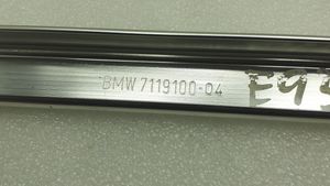 BMW 3 E92 E93 Etuoven lasin muotolista 7119100