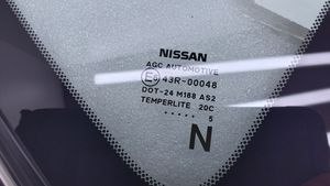 Nissan Pulsar Vetro del deflettore posteriore 43R00048