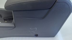 Volkswagen Golf Sportsvan Center console 