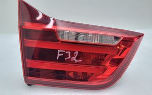 BMW 4 F32 F33 Lampy tylnej klapy bagażnika 8059655