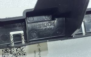 Nissan Qashqai Support de montage de pare-chocs avant 622234EA0A
