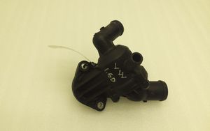 Volkswagen PASSAT B7 Boîtier de thermostat / thermostat 03L121111R