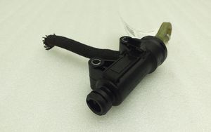 BMW Z4 E85 E86 Główny cylinder sprzęgła 6773670