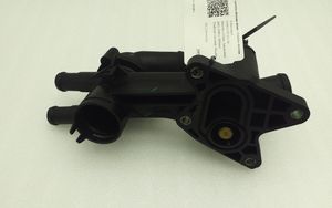 Volkswagen PASSAT B7 Boîtier de thermostat / thermostat 