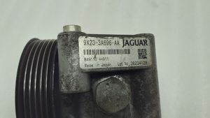 Jaguar XF X250 Pompe de direction assistée 9X233A696AA