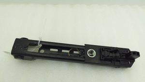 Volkswagen PASSAT B7 Rail de réglage hauteur de ceinture de sécurité 1T0857819B