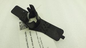 Volvo V40 Supporto posteriore per il sensore di parcheggio (PDC) 31323133