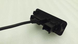 Ford Mustang V USB-pistokeliitin AR3319C149A