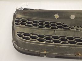 Hyundai Santa Fe Front bumper upper radiator grill E865612B000