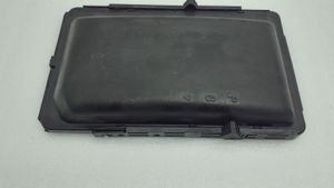 Mercedes-Benz CL C215 Coperchio scatola dei fusibili 2205400082