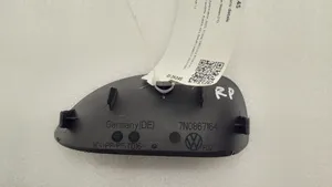 Volkswagen Sharan Inne części wnętrza samochodu 7N0867164