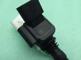 Volkswagen Golf VII High voltage ignition coil 04E905110K