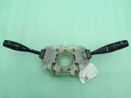 Mitsubishi Eclipse Interruptor/palanca de limpiador de luz de giro 17D706