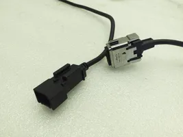 Ford Kuga I USB socket connector AM5T19A164BA