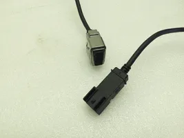 Ford Kuga I USB socket connector AM5T19A164BA