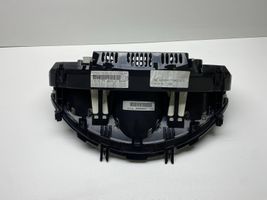 Mercedes-Benz C W204 Speedometer (instrument cluster) A2045407748