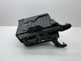 Audi A3 S3 A3 Sportback 8P Battery box tray 1K0915333