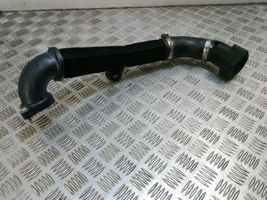 Volkswagen Tiguan Durite de refroidissement tube 04L131111M