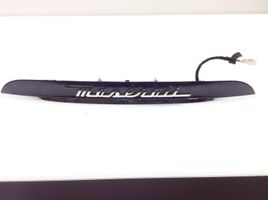 Maserati Ghibli Takaluukun rekisterikilven valon palkki 670017278