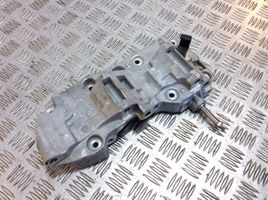 BMW 4 F36 Gran coupe Supporto del generatore/alternatore 8506863