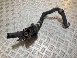 Nissan Juke I F15 Termostaatin kotelo 110609813R