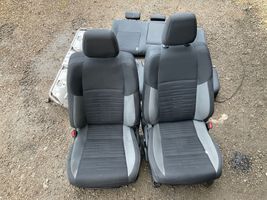 Toyota Auris E210 Seat set 