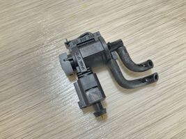 Audi Q3 8U Turboahtimen magneettiventtiili 1K0906283A